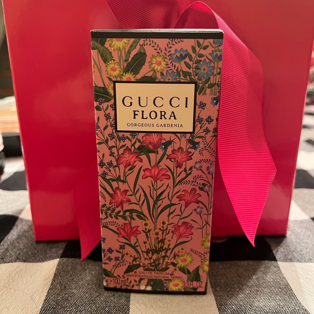 Gucci Flora Gorgeous Gardenia